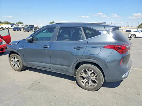 2023 KIA Seltos VIN KNDERCAA1P7461102 фото 2