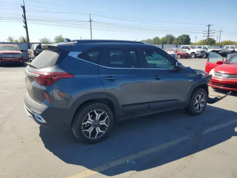 2023 KIA Seltos VIN KNDERCAA1P7461102 фото 3
