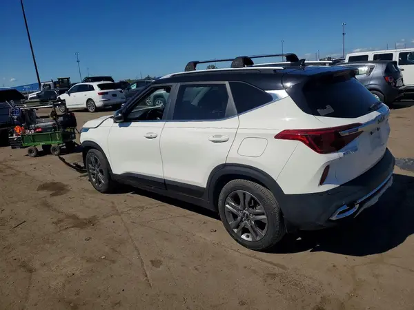KNDEU2AA1P7392078 — 2023 Kia Seltos, фото 2 с аукциона Copart, Передняя часть