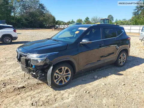 KNDEU2AA4P7344610 — 2023 Kia Seltos, Передняя часть, фото до ремонта