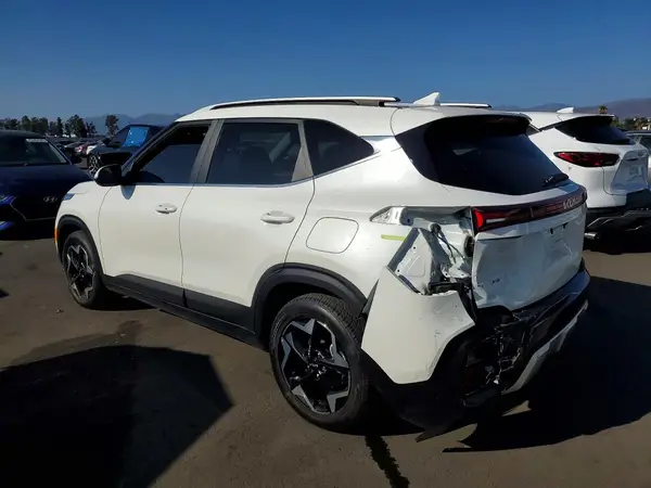 KNDER2AA2R7559777 — 2024 Kia Seltos, фото 2 с аукциона Copart, Задняя часть