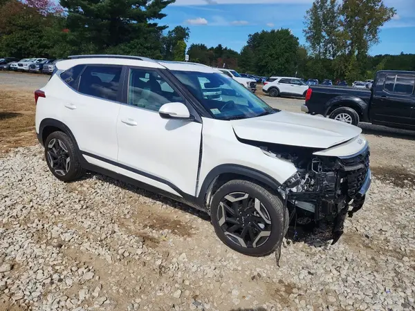 KNDETCA75R7500072 — 2024 Kia Seltos, фото 4 с аукциона Copart, Передняя часть