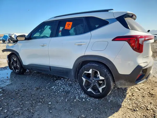 KNDER2AA8R7622834 — 2024 Kia Seltos, фото 2 с аукциона Copart, Передняя часть