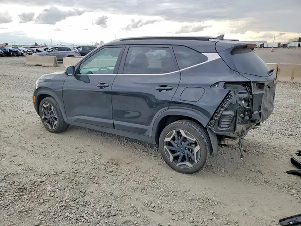 2024 KIA SELTOS VIN KNDETCA70R7620605 фото 2