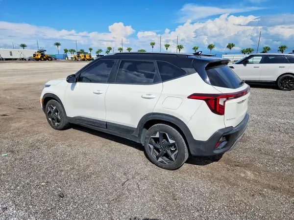 2026 KIA SELTOS VIN KNDEU2AAXT7895991 фото 2