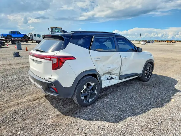 2026 KIA SELTOS VIN KNDEU2AAXT7895991 фото 3
