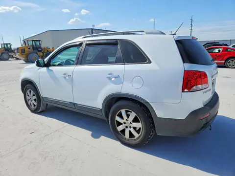 2011 KIA SORENTO VIN 5XYKT4A11BG125455 фото 2