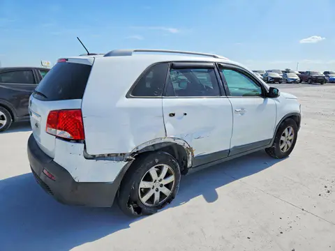 2011 KIA SORENTO VIN 5XYKT4A11BG125455 фото 3