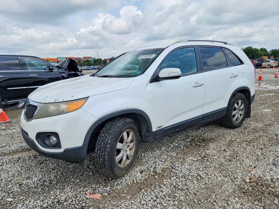 2011 KIA SORENTO VIN 5XYKTDA17BG153079 фото 1