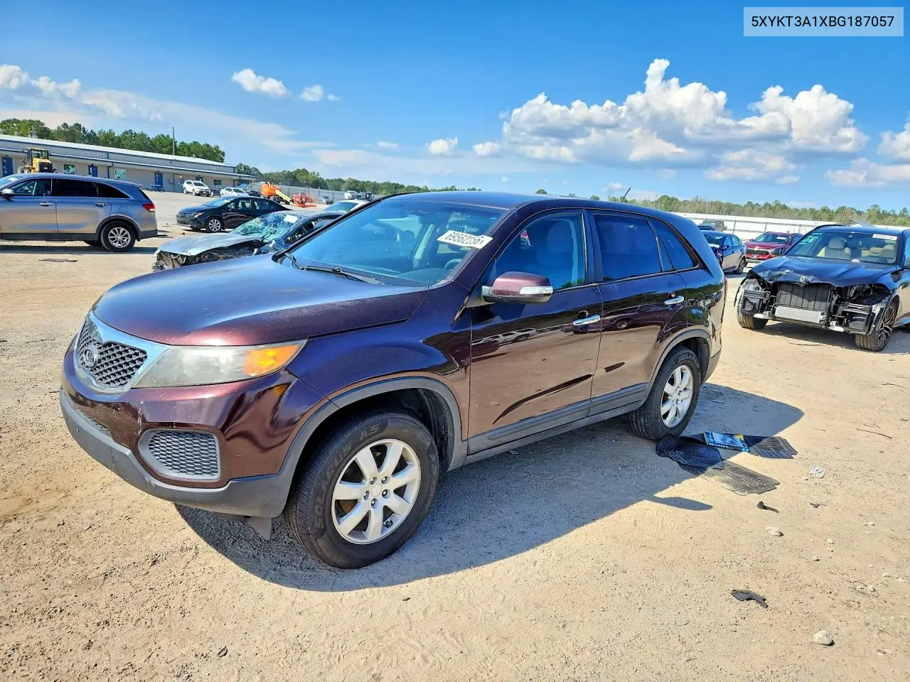 2011 Kia Sorento Lx VIN 5XYKT3A1XBG187057 фото 1