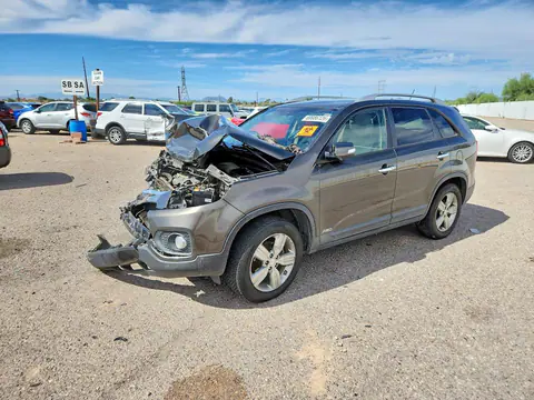 5XYKUDA26DG365318 — 2013 Kia Sorento, Передняя часть (Front End), фото до ремонта