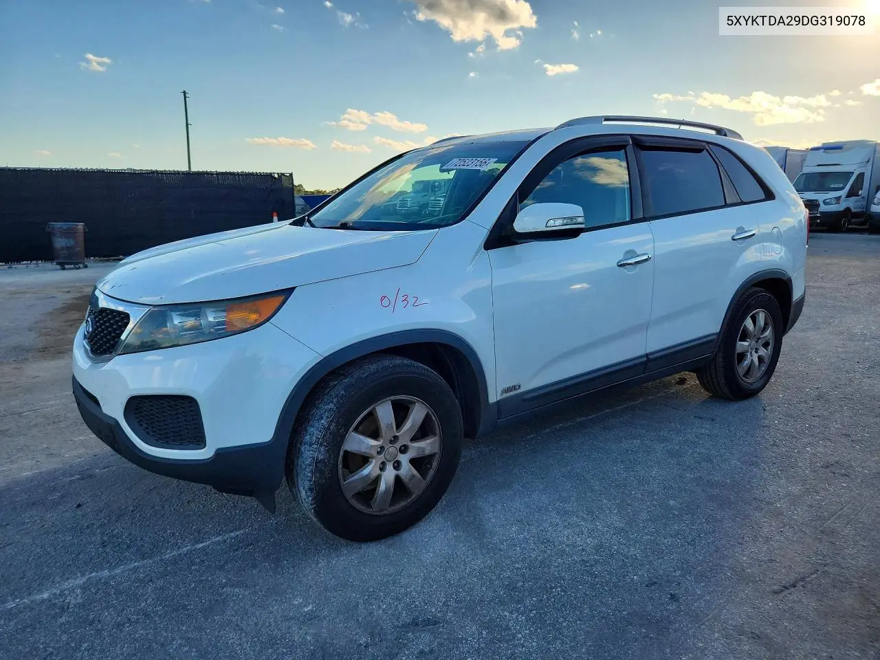 5XYKTDA29DG319078 Kia Sorento 2013 — повреждение Передняя часть, фото до ремонта