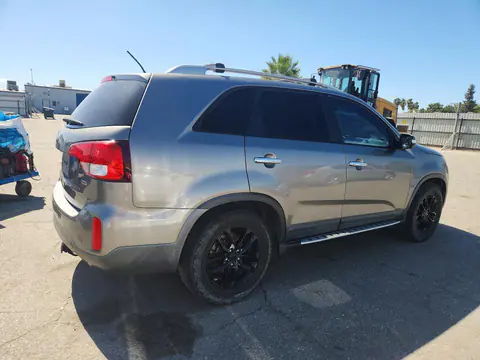 2014 KIA Sorento VIN 5XYKT4A78EG514313 фото 3