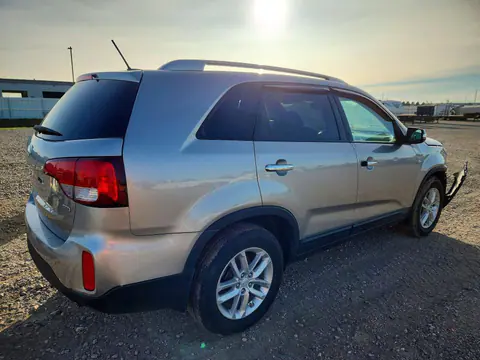 2015 KIA Sorento VIN 5XYKT3A61FG580799 фото 3