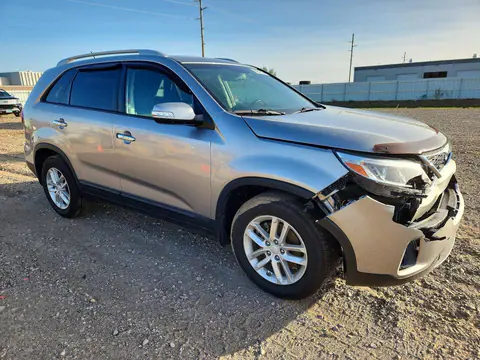 2015 KIA Sorento VIN 5XYKT3A61FG580799 фото 4