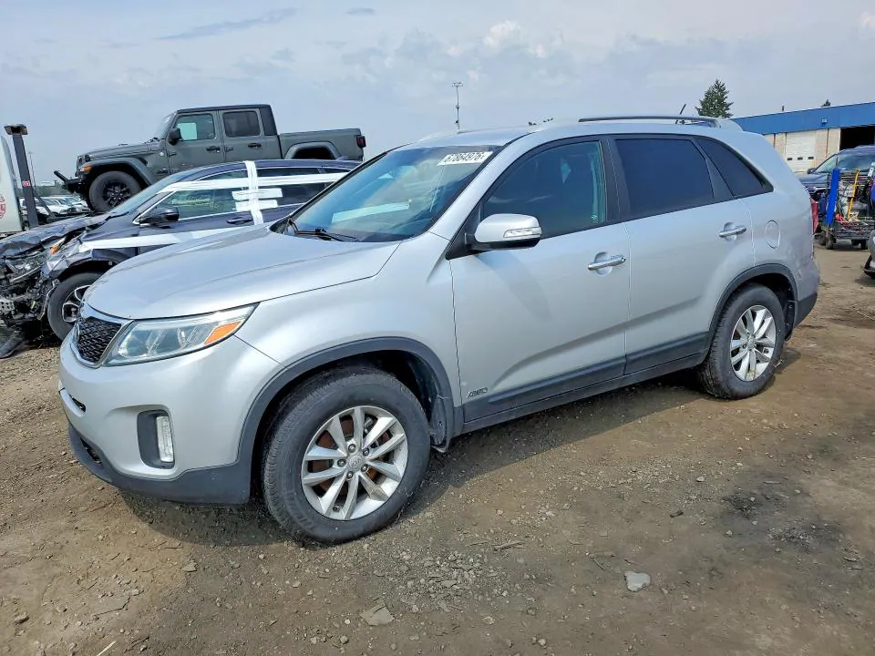 2015 KIA SORENTO VIN 5XYKTCA66FG604112 фото 1