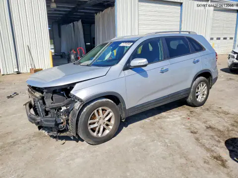 5XYKT4A62FG612066 — 2015 Kia Sorento, Передняя часть, фото до ремонта
