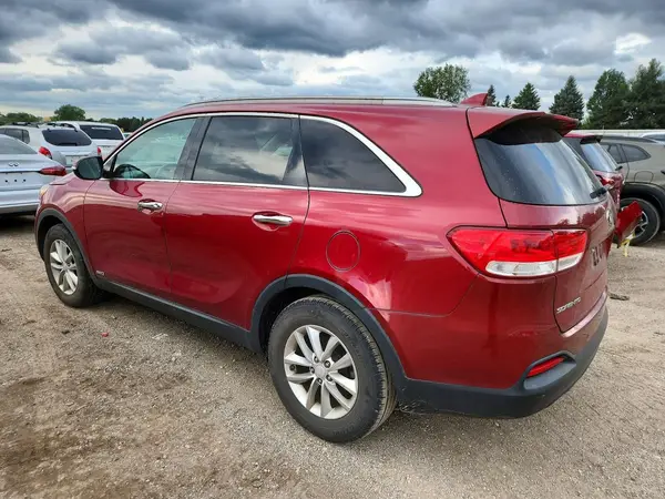 5XYPGDA3XGG057966 — 2016 Kia Sorento, фото 2 с аукциона Copart 02.10.2026, Механические повреждения