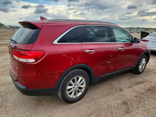 5XYPGDA3XGG057966 — 2016 Kia Sorento, фото 3 с аукциона Copart 02.10.2026, Механические повреждения