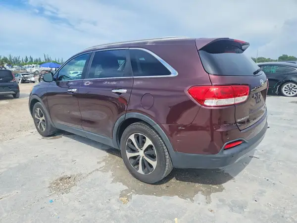 5XYPH4A18GG184940 — 2016 Kia Sorento, фото 2 с аукциона Copart 29.09.2026, Естественный износ