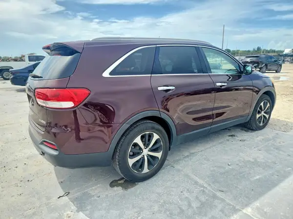 5XYPH4A18GG184940 — 2016 Kia Sorento, фото 3 с аукциона Copart 29.09.2026, Естественный износ