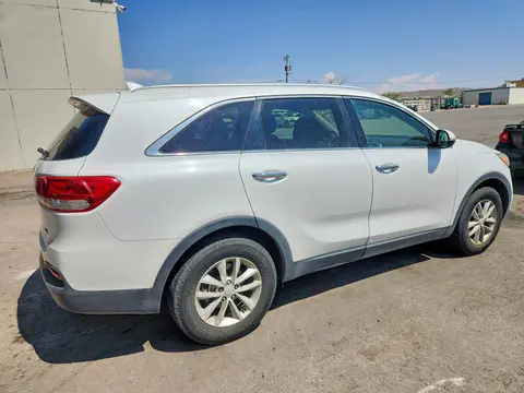 2016 KIA Sorento VIN 5XYPG4A31GG010728 фото 3