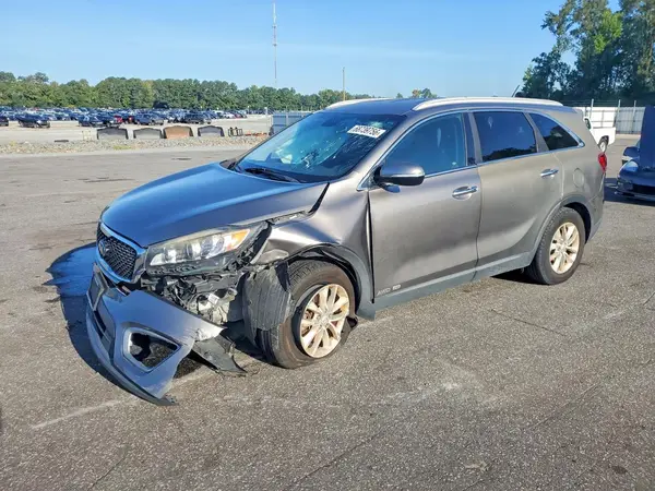5XYPGDA56GG178060 — 2016 Kia Sorento, Передняя часть (Front End), фото до ремонта