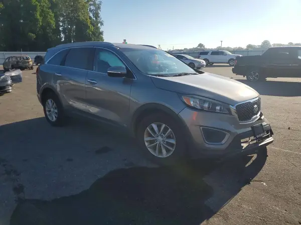 5XYPGDA56GG178060 — 2016 Kia Sorento, фото 4 с аукциона Copart, Передняя часть