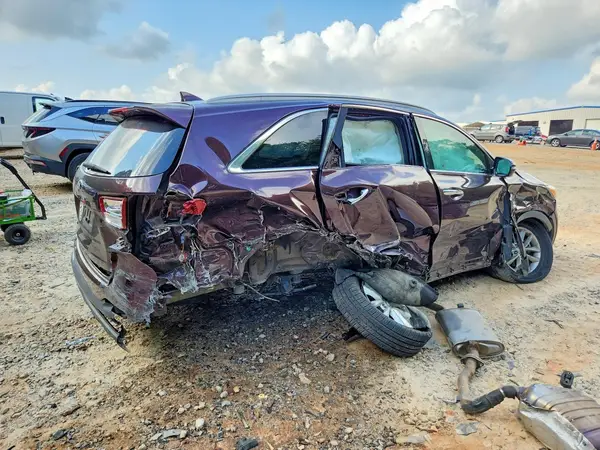 5XYPG4A37GG063627 — 2016 Kia Sorento, фото 3 с аукциона Copart 29.09.2026, Боковая часть