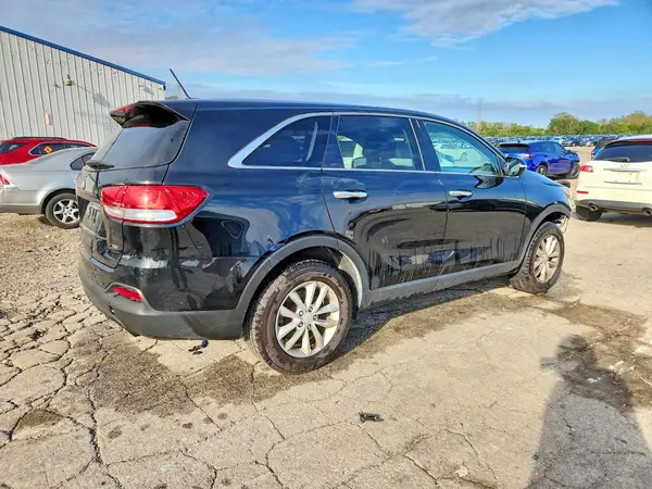 5XYPG4A39GG171635 — 2016 Kia Sorento, фото 3 с аукциона Copart, Передняя часть