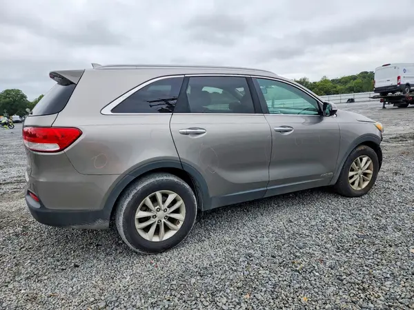 5XYPGDA50GG084272 — 2016 Kia Sorento, фото 3 с аукциона Copart, Передняя часть