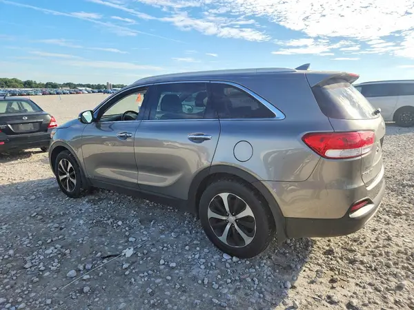 5XYPHDA15GG017595 — 2016 Kia Sorento, фото 2 с аукциона Copart, Механические повреждения