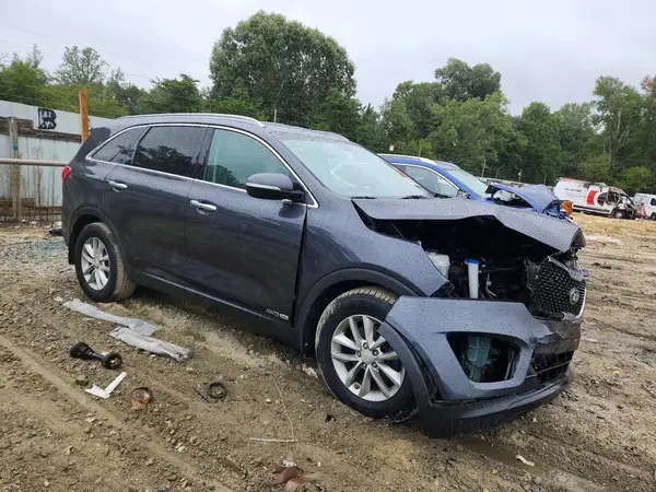 5XYPGDA59GG032803 — 2016 Kia Sorento, фото 4 с аукциона Copart, Передняя часть
