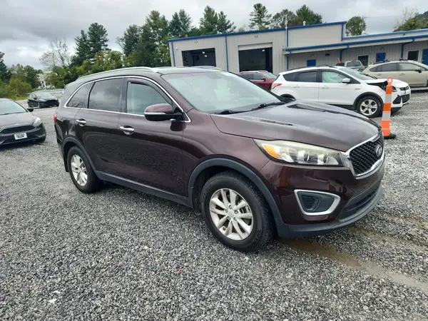 5XYPG4A58GG012686 — 2016 Kia Sorento, фото 4 с аукциона Copart, Не указано