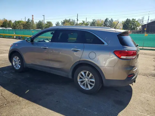 5XYPGDA58GG166668 — 2016 Kia Sorento, фото 2 с аукциона Copart, Боковая часть