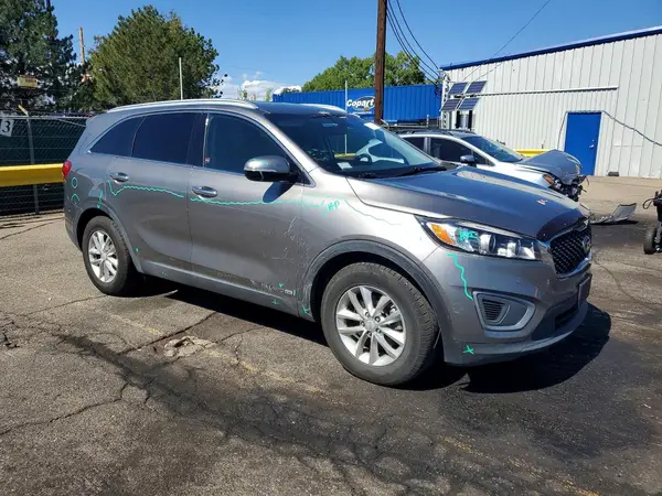 5XYPGDA58GG166668 — 2016 Kia Sorento, фото 4 с аукциона Copart, Боковая часть