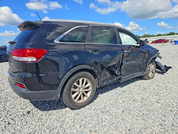 5XYPG4A38GG180570 — 2016 Kia Sorento, фото 3 с аукциона Copart 06.10.2026, Боковая часть