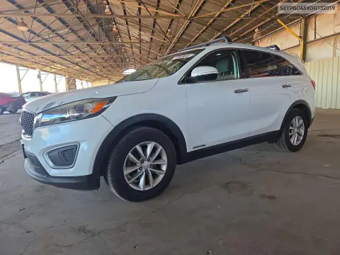 5XYPGDA5XGG132019 Kia Sorento 2016 — повреждение Мелкие вмятины и царапины, фото до ремонта