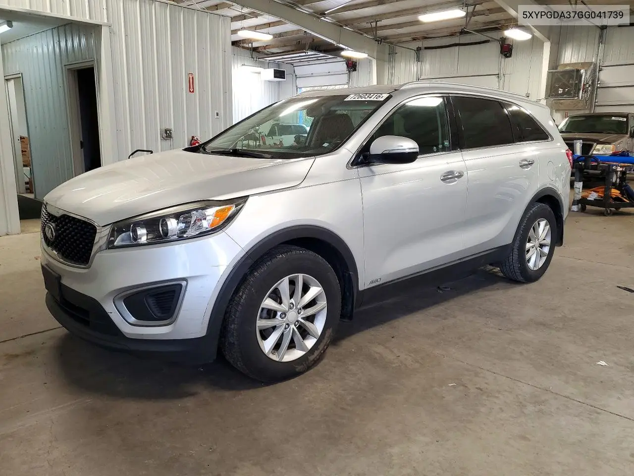 5XYPGDA37GG041739 Kia Sorento 2016 — повреждение Мелкие вмятины и царапины, фото до ремонта