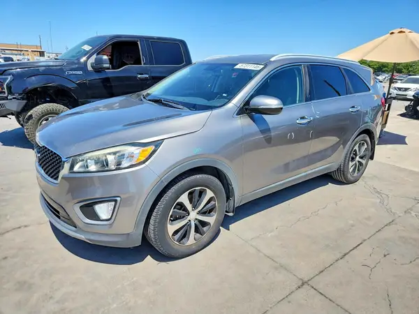 5XYPH4A56HG289142 Kia Sorento 2017 — повреждение Повреждения со всех сторон, фото до ремонта