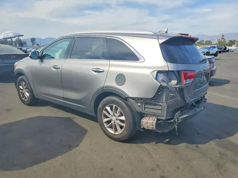 2017 KIA Sorento VIN 5XYPG4A34HG273295 фото 2