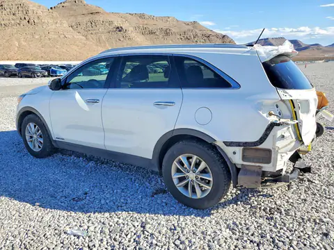5XYPGDA52HG329624 — 2017 Kia Sorento, фото 2 с аукциона Copart 14.10.2026, Задняя часть