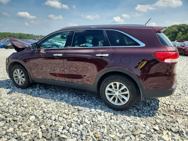 5XYPG4A37HG296621 — 2017 Kia Sorento, фото 2 с аукциона Copart, Передняя часть