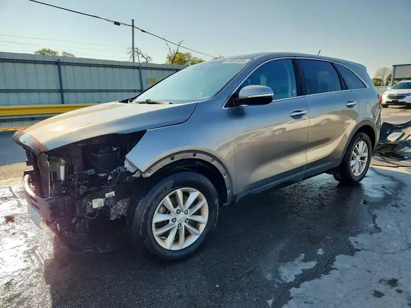 5XYPG4A33HG246850 — 2017 Kia Sorento, Передняя часть (Front End), фото до ремонта