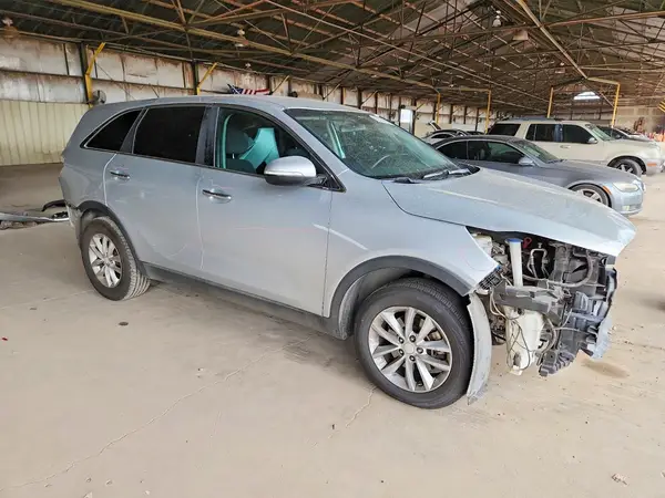 5XYPG4A31HG193985 — 2017 Kia Sorento, фото 4 с аукциона Copart 28.09.2026, Задняя часть