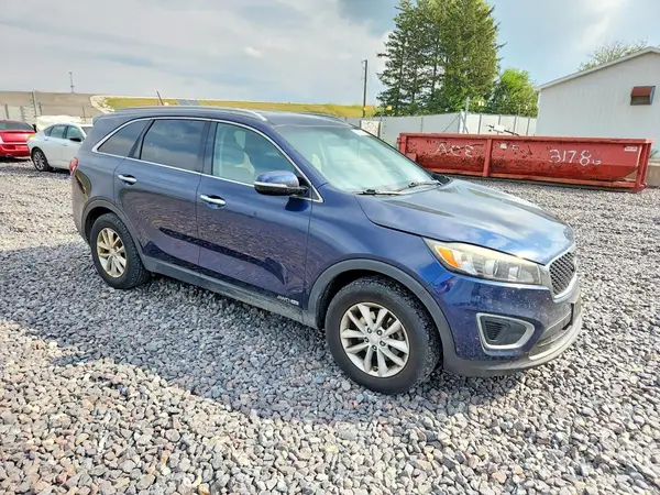 5XYPGDA5XHG195297 — 2017 Kia Sorento, фото 4 с аукциона Copart, Передняя часть