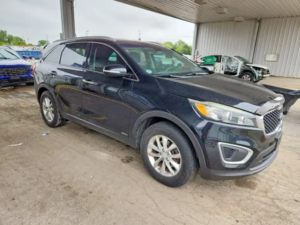 5XYPGDA31HG257314 — 2017 Kia Sorento, фото 4 с аукциона Copart, Задняя часть
