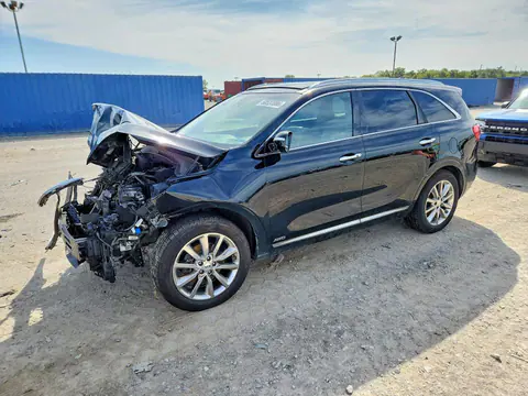 5XYPKDA56JG389975 — 2018 Kia Sorento, Передняя часть (Front End), фото до ремонта