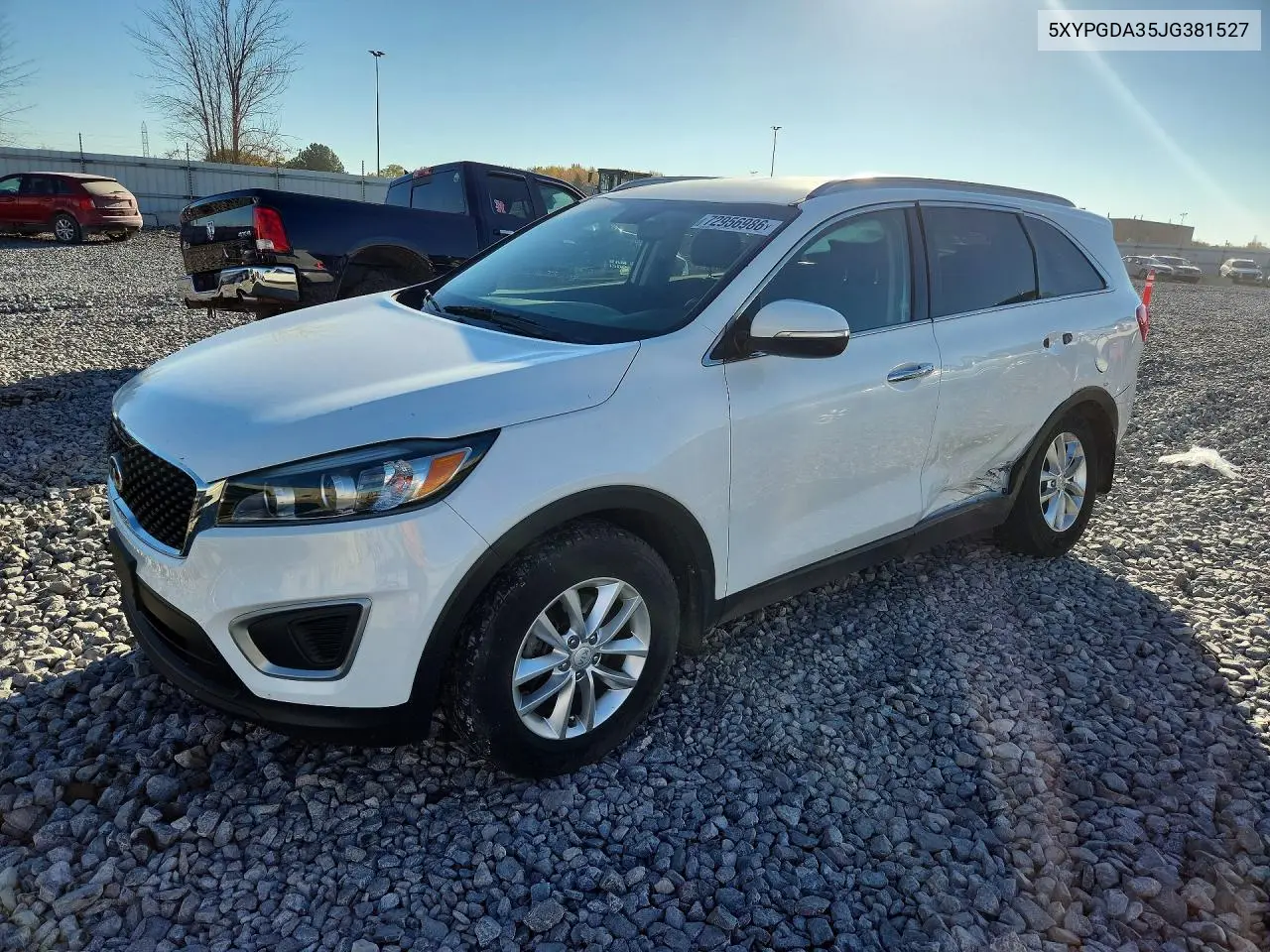 5XYPGDA35JG381527 Kia Sorento 2018 — повреждение Боковая часть, фото до ремонта