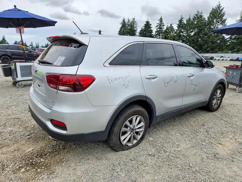 2019 KIA Sorento VIN 5XYPGDA50KG463099 фото 3